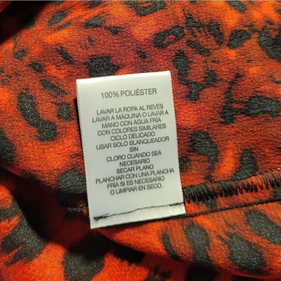 Rebecca Malone long sleeve blouse Women's small animal print - red/black NWT - Picture 4 of 6